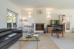 TV, fireplace, DVD player, ping pong - LVPremier LA1- heated pool, Jacuzzi, AC, garden (Sesimbra)