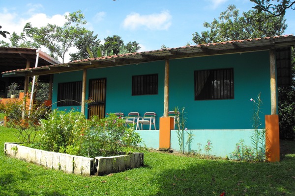 1Queen, 1 Double with Bunkbed.