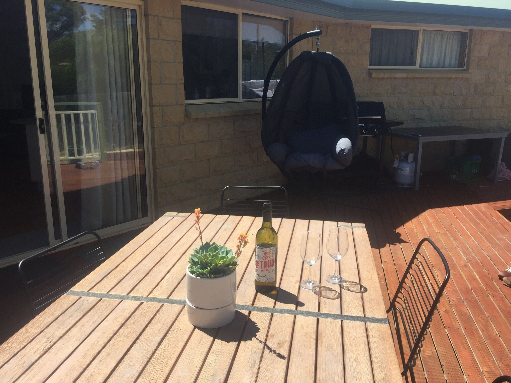 Close to the Beach. Gateway to Maria Island. — image 19