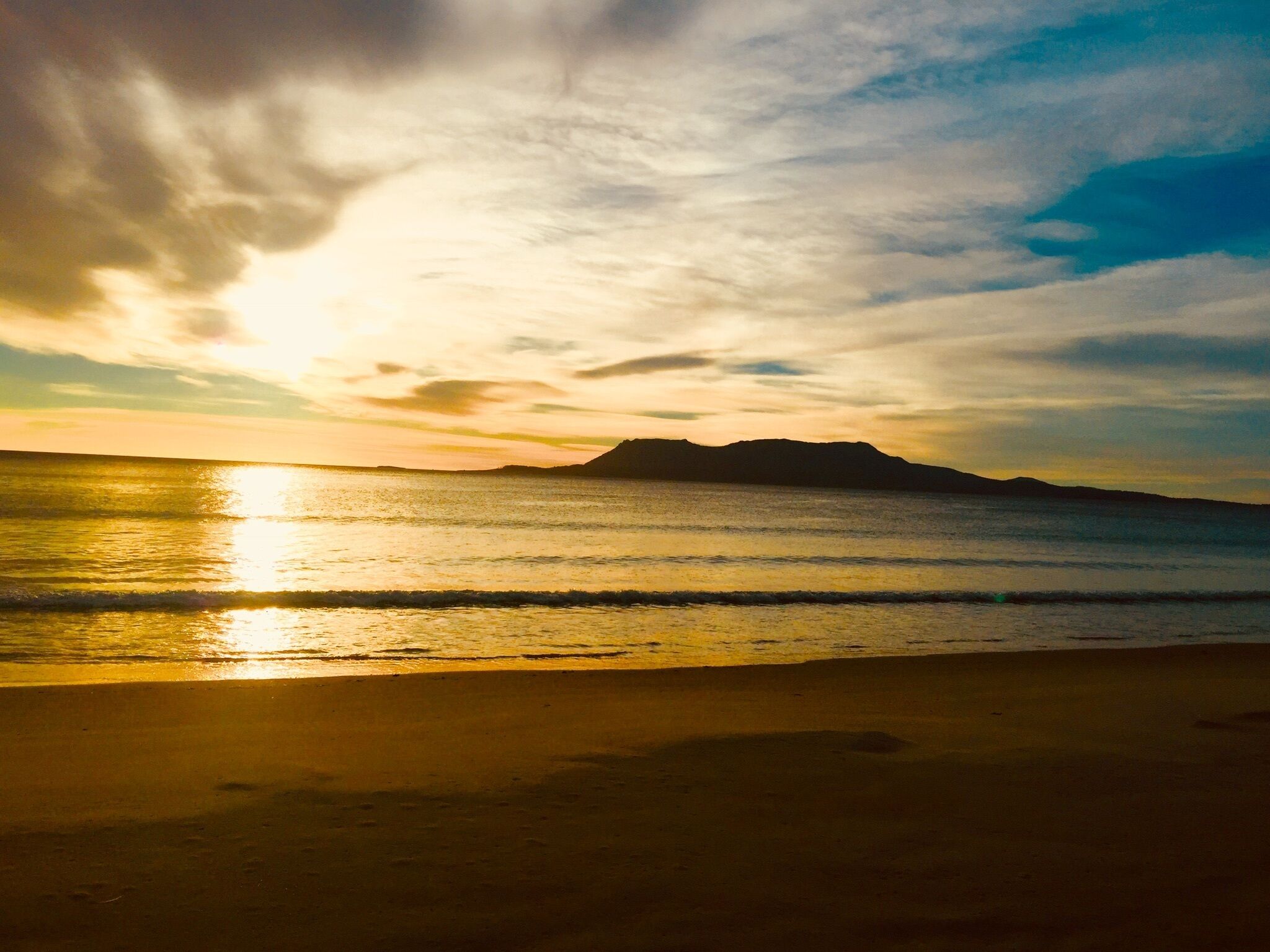 Close to the Beach. Gateway to Maria Island. — image 22