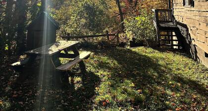 Treetop on yksityinen ja rauhallinen hytin retriitin minuutin päässä Cataloochee