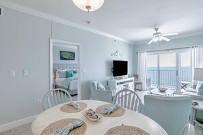 Interior - Seawind 1007 | Gulf Shores, AL (Gulf Shores)