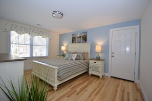 4 bedrooms, iron/ironing board, travel crib, free WiFi