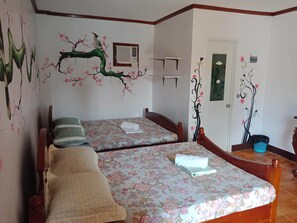 Deluxe Family Room | Desk, rollaway beds, bed sheets - Precia Villavert Beach Resort (San Jose de Buenavista)