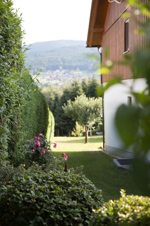 Garden - Appartementhaus Weber (Arrach)