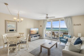Smart TV - Renovated Beachfront at Pelican, Stunning Ocean View, 3 Pools, Beach Chairs (Destin)