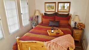 1 bedroom, desk, iron/ironing board, free WiFi