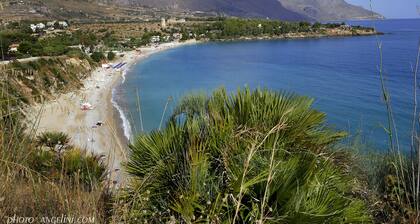 LE SOLEIL DE LA VUE SUR LA MER DE SICILE.  WIFI GRATUIT.