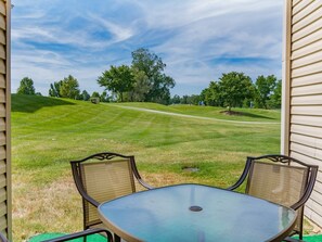 تناول الطعام بالخارج