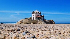 Beach nearby, sun-loungers - 100 m from the ocean - 8 people (VILA NOVA DE GAIA)