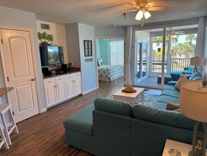 TV, DVD player - Perfect location for a relaxing beach vacation! B3213B (Cape Haze)