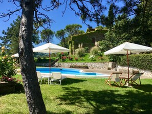 Pool - Holiday home Il Giglio - Farmhouse La Panoramica Gubbio - Maison de Charme  (San Martino In Colle)