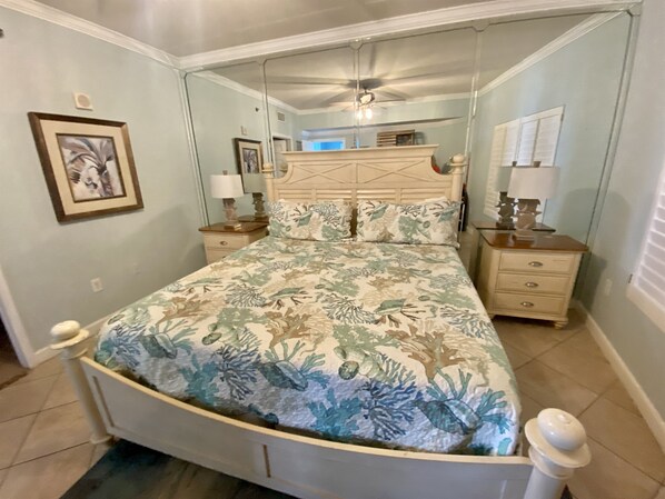 3 bedrooms, iron/ironing board, WiFi, bed sheets - Gulf-Front Corner Unit~Same-Floor Parking~Wrap Balcony~FREE Beach Chairs~Sleep 8 (Panama City Beach)