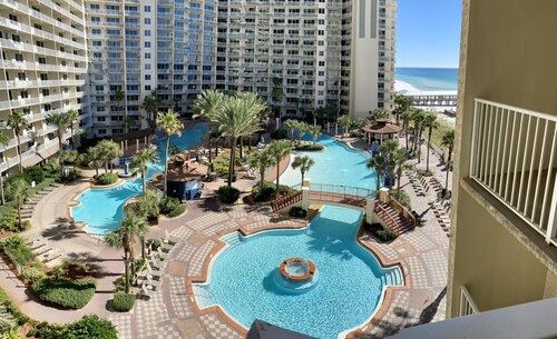 Gulf-Front Corner Unit~Same-Floor Parking~Wrap Balcony~FREE Beach Chairs~Sleep 8