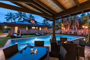 Lämmitetty uima-allas