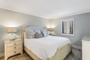 1 habitación, tabla de planchar con plancha, internet y ropa de cama