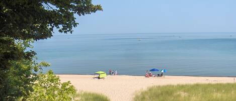 ビーチ、サンラウンジャー、ビーチタオル