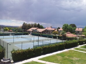 Sports court - Relax in this Large Sports Village Condo with a Big Deck and Nice Views! (St George)