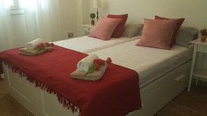 1 dormitorio, tabla de planchar con plancha, wifi gratis y ropa de cama
