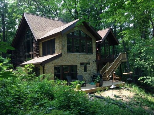 Cozy Cabin in The Driftless