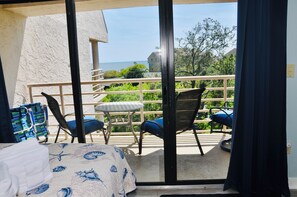 2 bedrooms, iron/ironing board, travel cot, WiFi