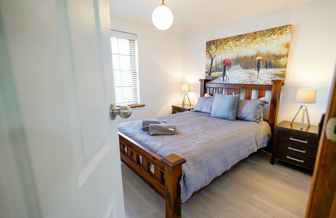 Adelaide Style Accommodation – GETAWAY – 2BR Home + FREE Secure Parking — image 19
