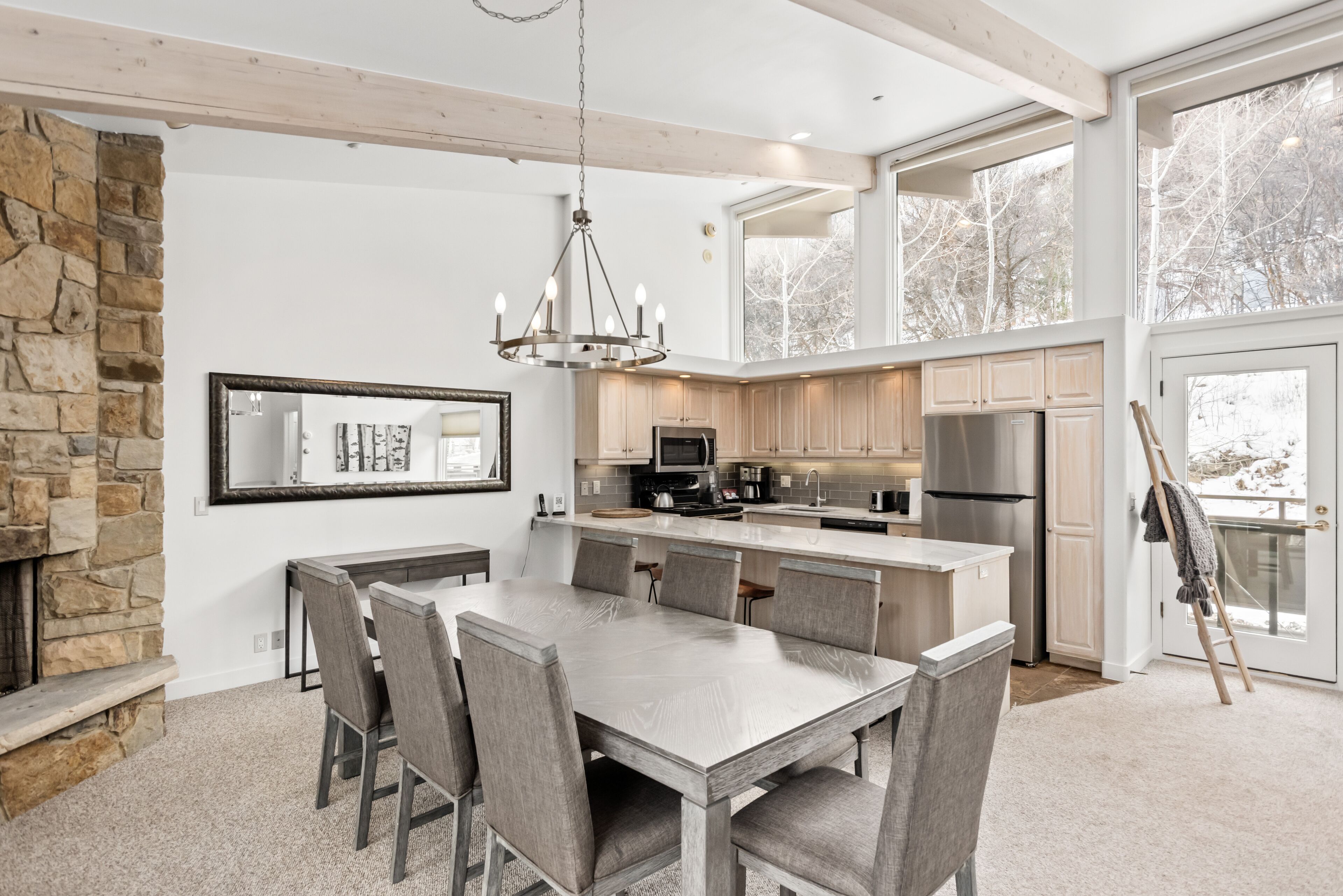Standard 2 Bedroom / 3 Bath