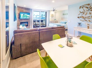 Fer et planche à repasser, Wi-Fi gratuit, draps fournis