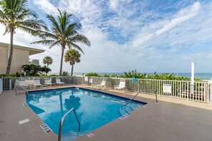 A heated pool - Drift & Dune – Longboat Beachfront #101 RVA (Longboat Key)