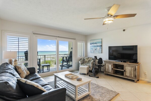TV - BEACHFRONT Condo 105, wake up to sunshine. Destin Seafarer (Destin)