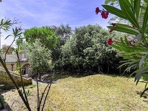 Property grounds - Family Villa Steps from Moulleau and Arbousiers Beach - Arcachon (Arcachon)