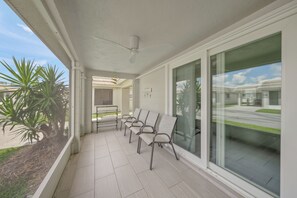 Terrace/patio - Island House Beach Resort V33 (Siesta Key)