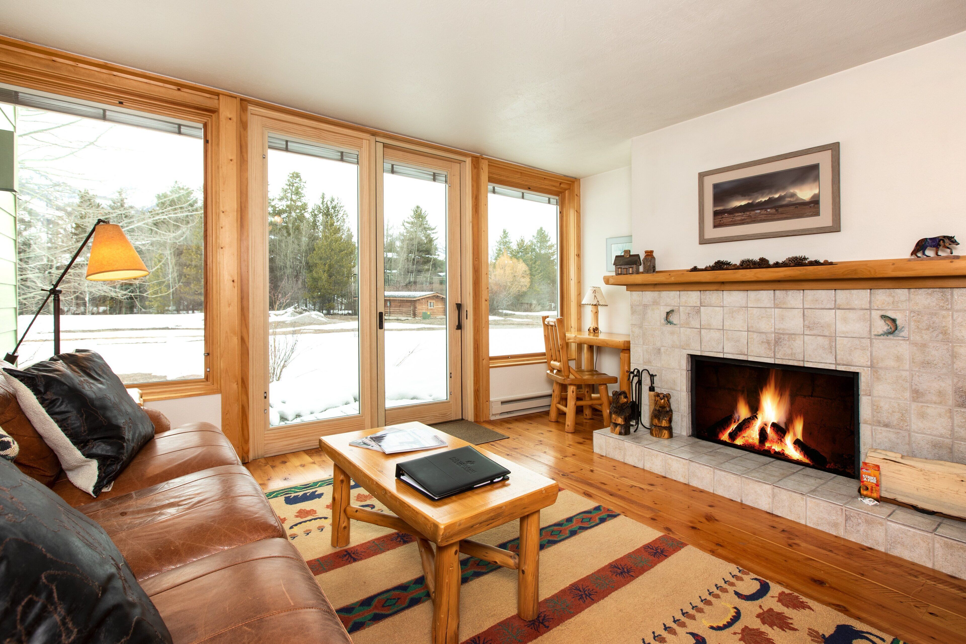 RMR: Charming 1BR w/ Western Décor, Mtn Views!