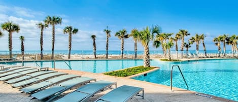 屋内プール、温水プール