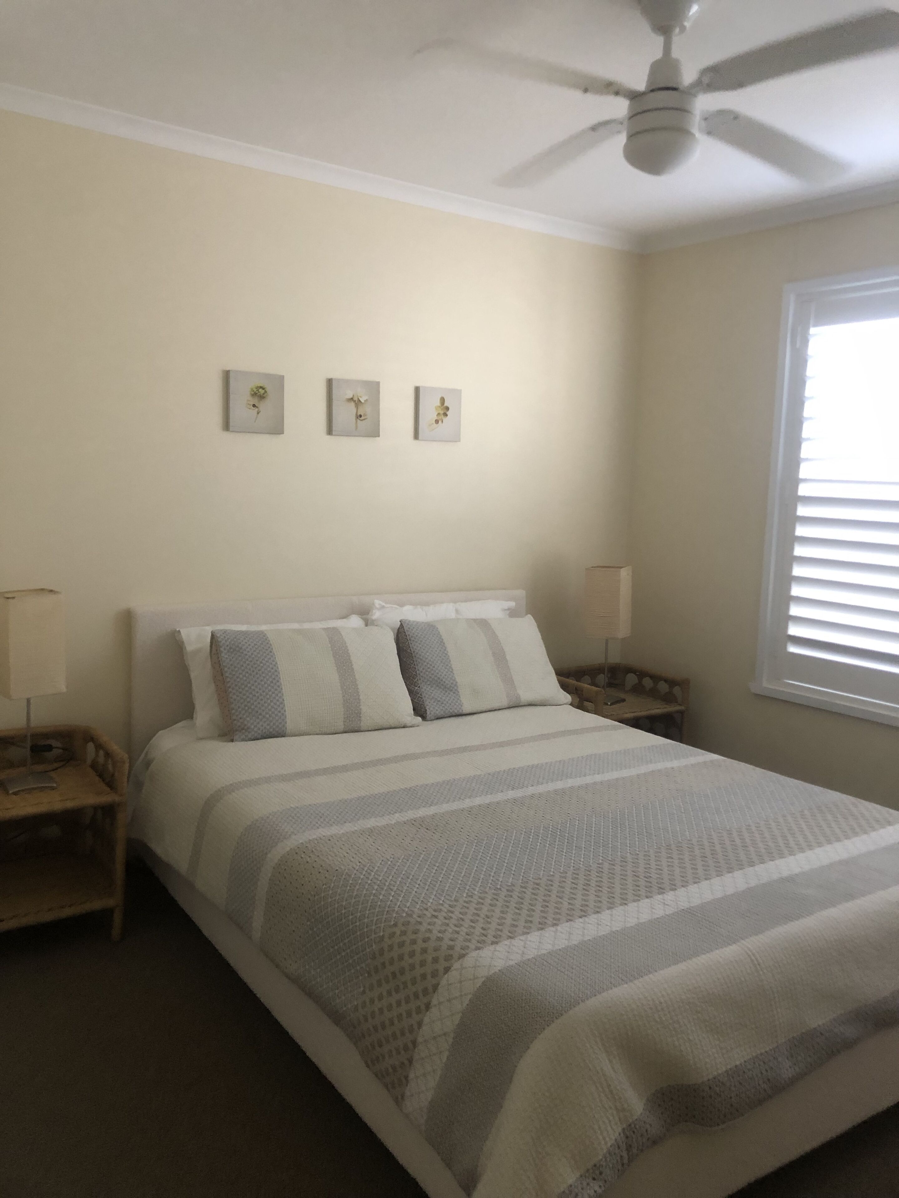 3 bedrooms, desk, iron/ironing board, free WiFi