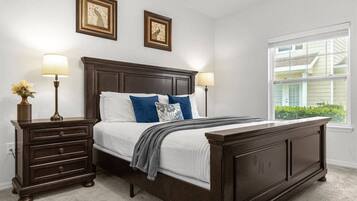 3 bedrooms, iron/ironing board, WiFi, bed sheets