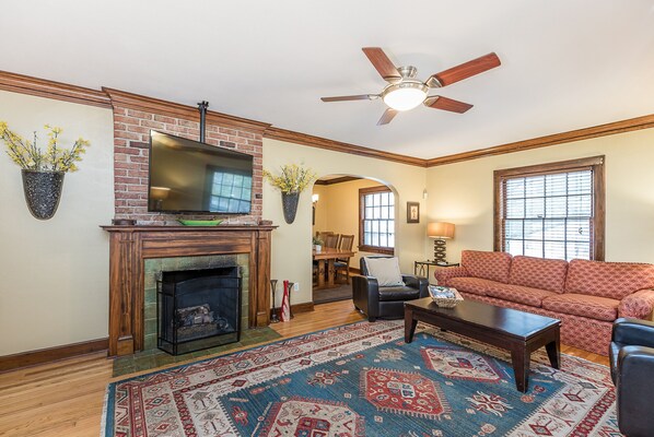 Smart TV, fireplace, books