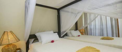 2 Schlafzimmer, BĂŒgeleisen/BĂŒgelbrett, Internetzugang, BettwĂ€sche