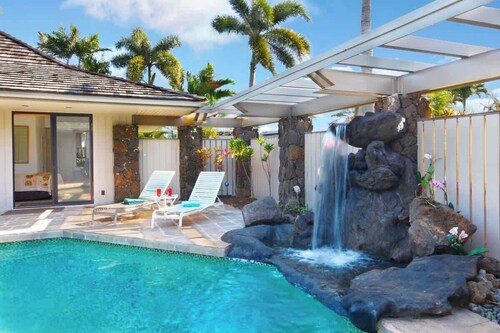 3 Bedroom Hawaiian Waterfall House - Sleeps 8, Private Pool, AC, & More in Poipu