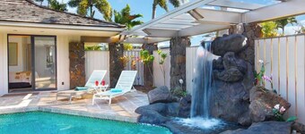 3 Bedroom Hawaiian Waterfall House - Sleeps 8, Private Pool, AC, & More in Poipu