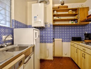 Micro-ondes, lave-vaisselle