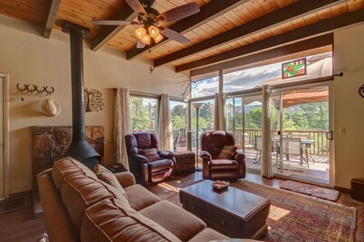 Sedona Cabin, Perfect Views, Near Art & Dining