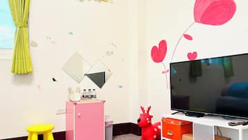 Comfort Twin Room | Soundproofing, free WiFi, bed sheets