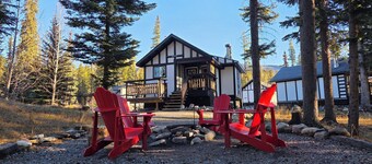 Cozy Fireside Cottage - Spoolmak