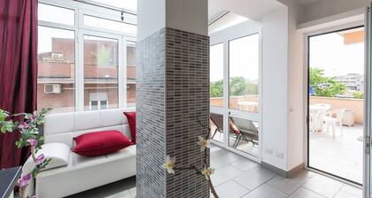Spacious apartment in the heart of Monteverde Vecchio district close to Pamphili Park