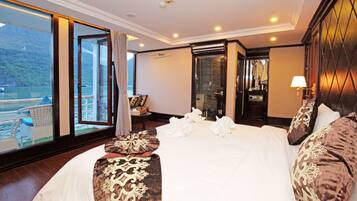 Chambre ExĂ©cutive, balcon, vue baie | Ăquipements de la chambre