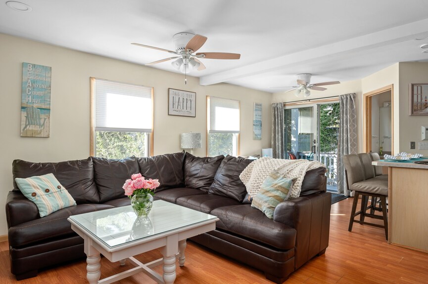 5br Pet Friendly - Salt Water Hot Tub!! Oceanside In Beach Haven!!! - Beach Haven, NJ