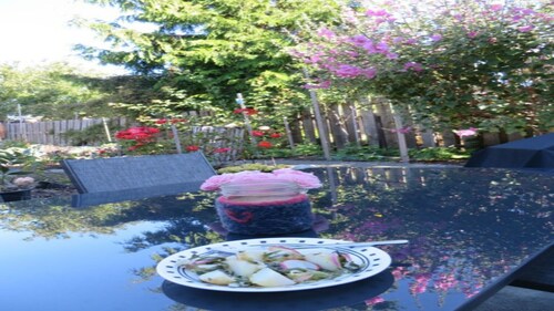 Suite Magnifiquement nommé est sur un magnifique, isolé, rue calme Oceanfront