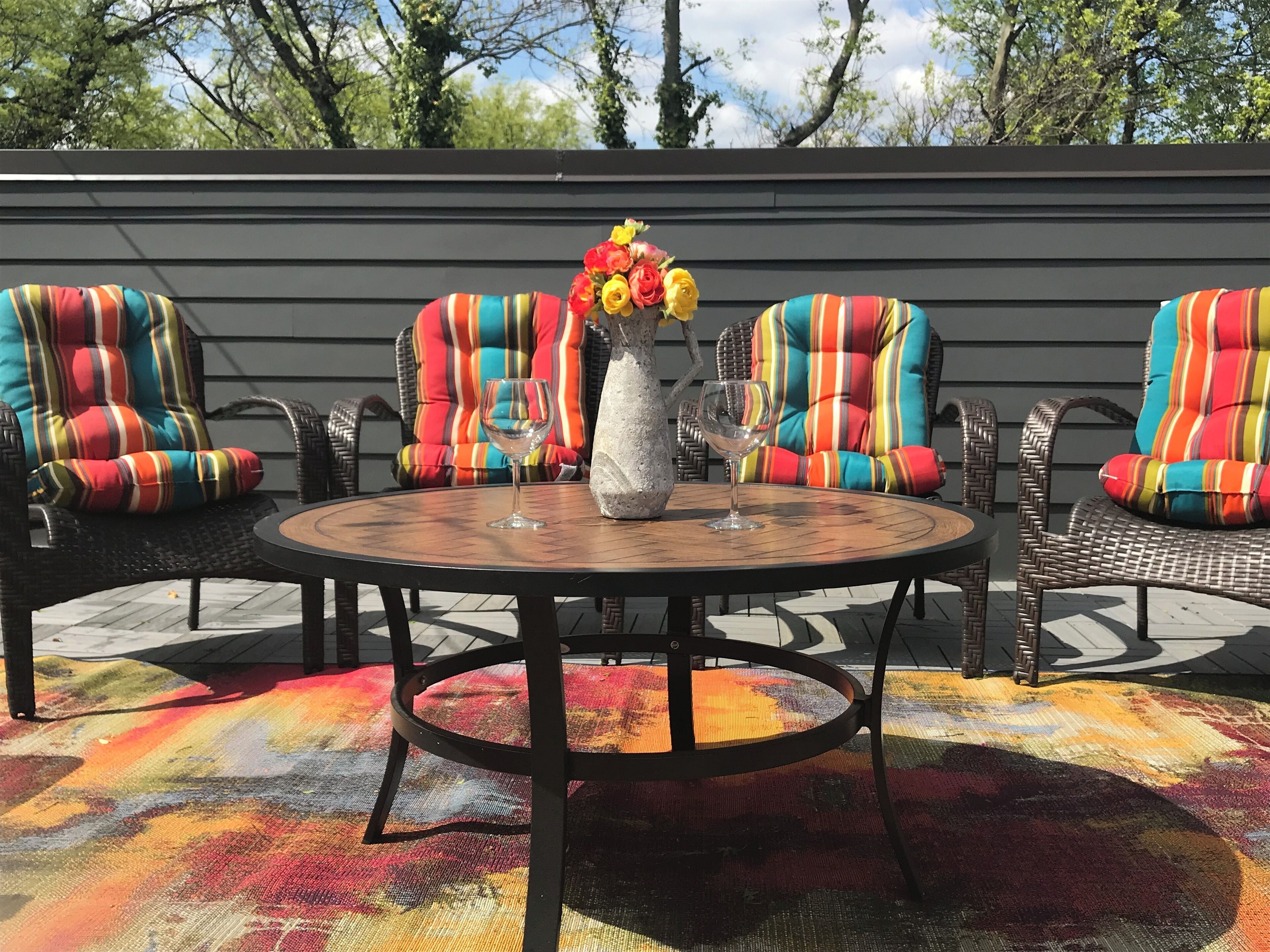 屋外ダイニングエリア