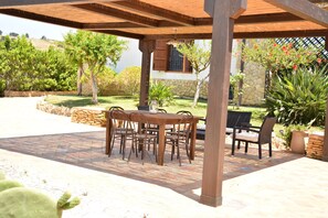 Outdoor dining - Carabollace Estate - Levante (Sciacca)